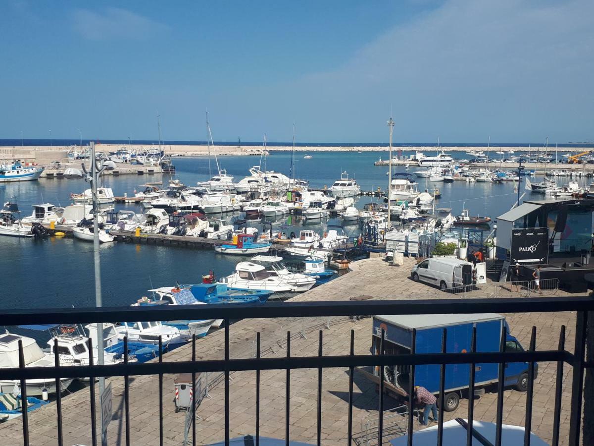 Casanelmare Lägenhet Mola di Bari Exteriör bild